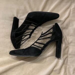 Via Spiga Dressy stacked 4" heel suede